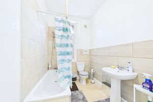 Shared bathroom- click for photo gallery